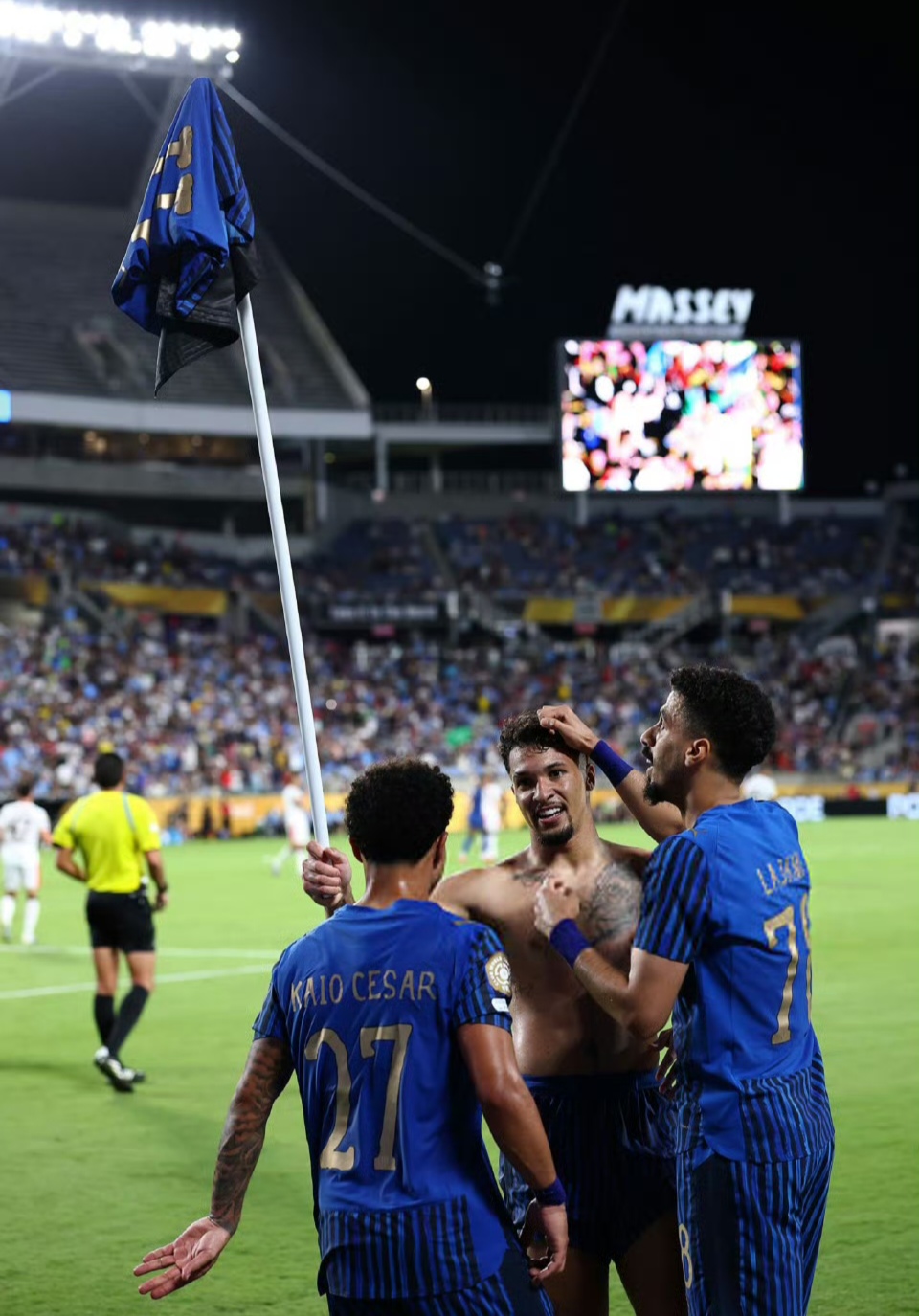 意甲集结日走向成谜,迈阿密热火遗憾出局,引发热议,球队文化再被提及(意甲七姐妹时代球星) 意甲集结日走向成谜,迈阿密热火遗憾出局,引发热议,球队文化再被提及(意甲七姐妹时代球星)