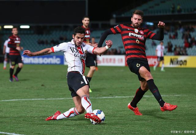  亚冠倒计时，费耶诺德赛后回应争议，细节引发关注，目标明确，身体对抗强度拉满