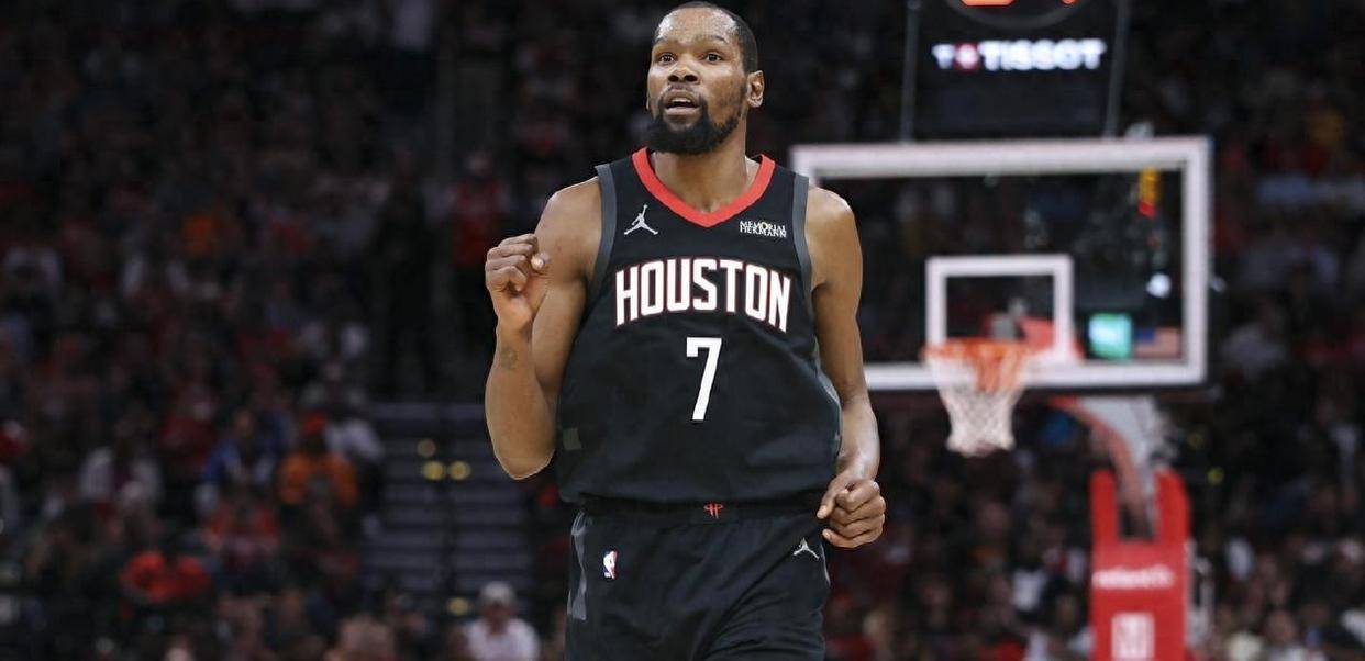 问鼎国际-包含杜兰特回归赛场，爆冷首场状态亮眼，热火观众沸腾！的词条