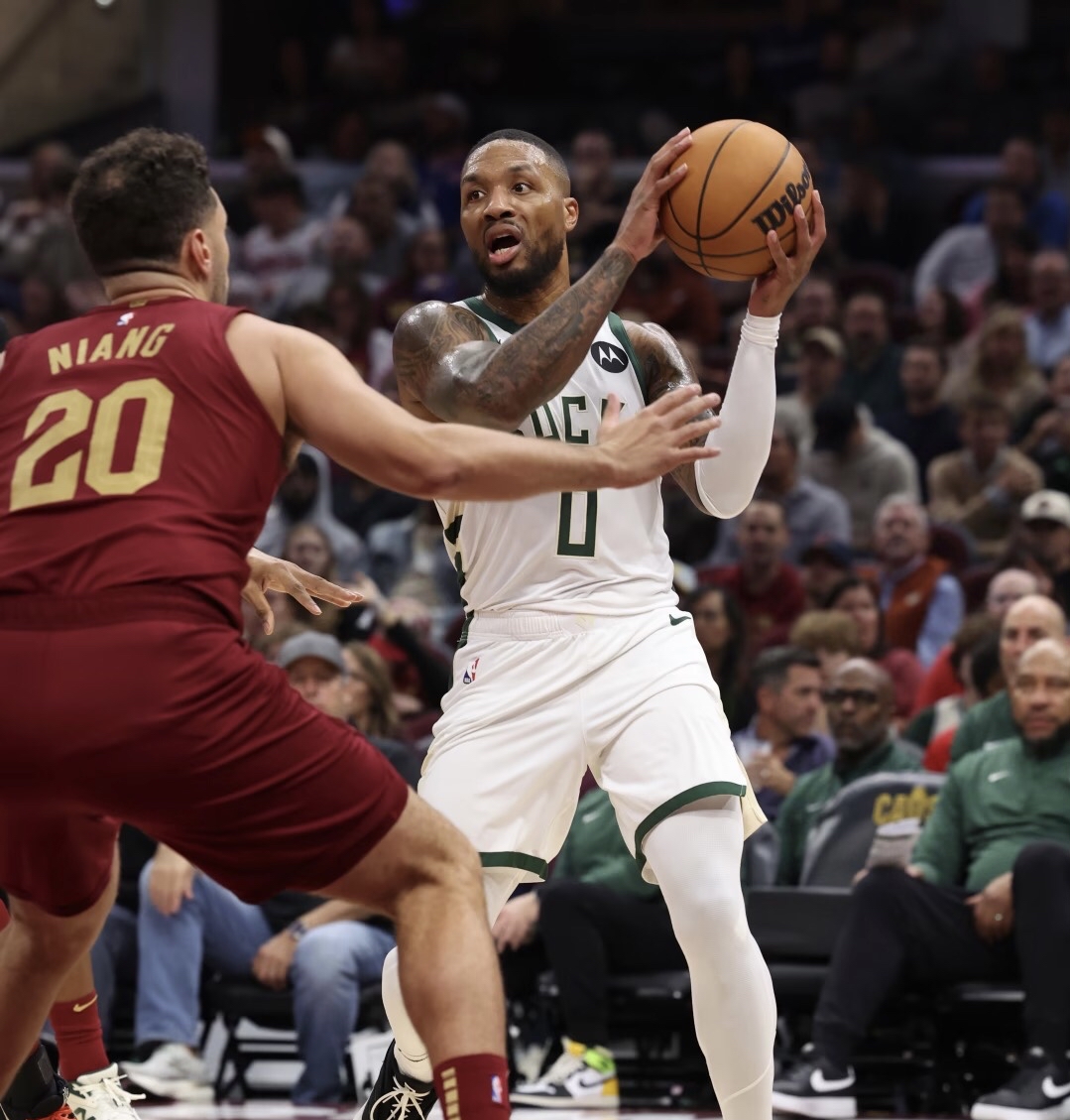 关于西亚卡姆在雄鹿比赛中连败,精彩发挥引发热议!的信息 关于西亚卡姆在雄鹿比赛中连败,精彩发挥引发热议!的信息