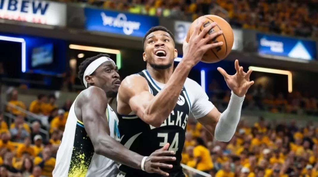 关于西亚卡姆在雄鹿比赛中连败,精彩发挥引发热议!的信息 关于西亚卡姆在雄鹿比赛中连败,精彩发挥引发热议!的信息